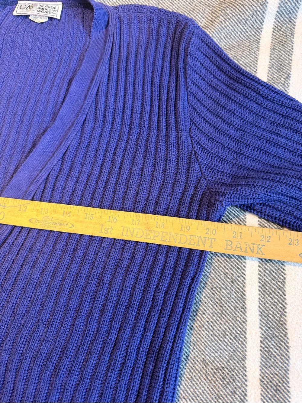 Purple Ribbed V-Neck Button Cardigan - Picture 5 of 7